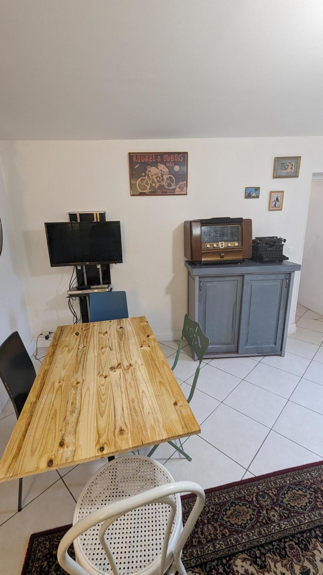 Chez Ma Petite Reine 1 Apartment Pontoise Ngoại thất bức ảnh